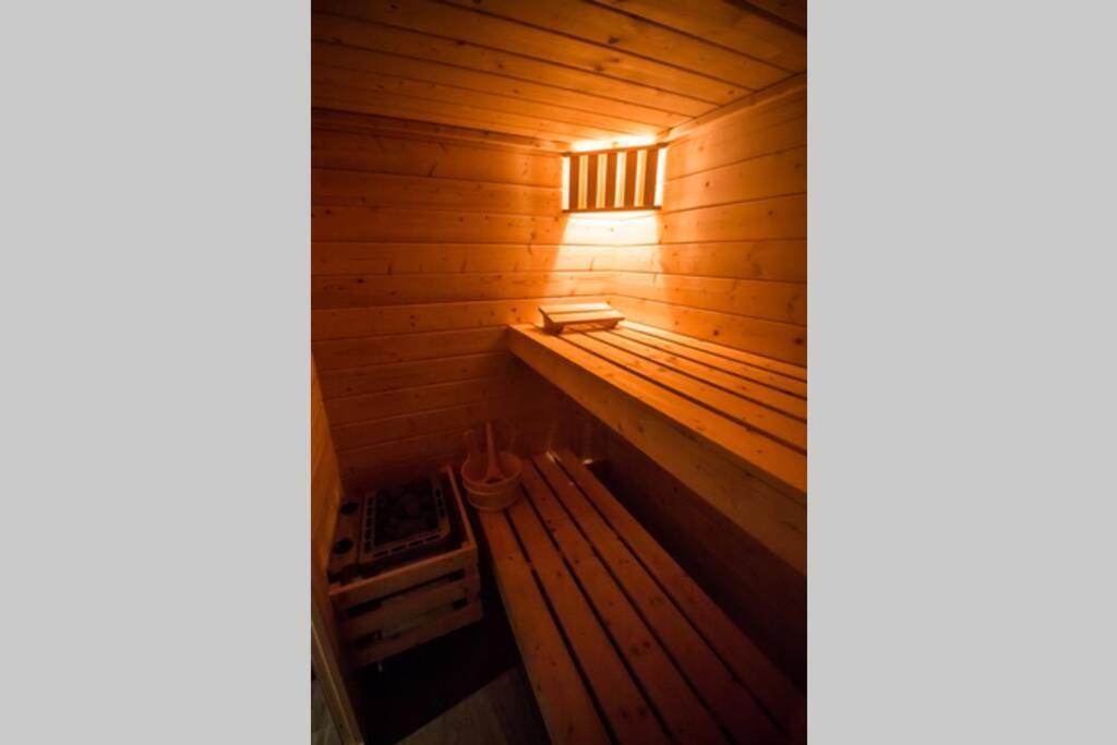 Les Spas Insolites - Le Spa Du Moulin Saint-Junien Exterior photo
